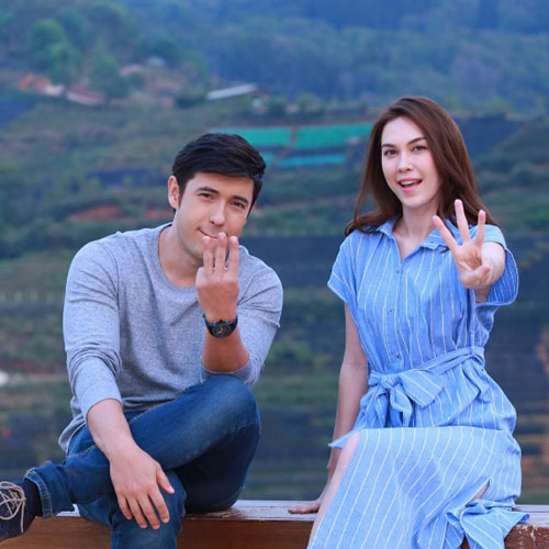 เหมือนคนละฟากฟ้า