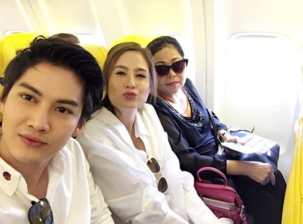 กอล์ฟ-ขวัญ-แม่-เลิก